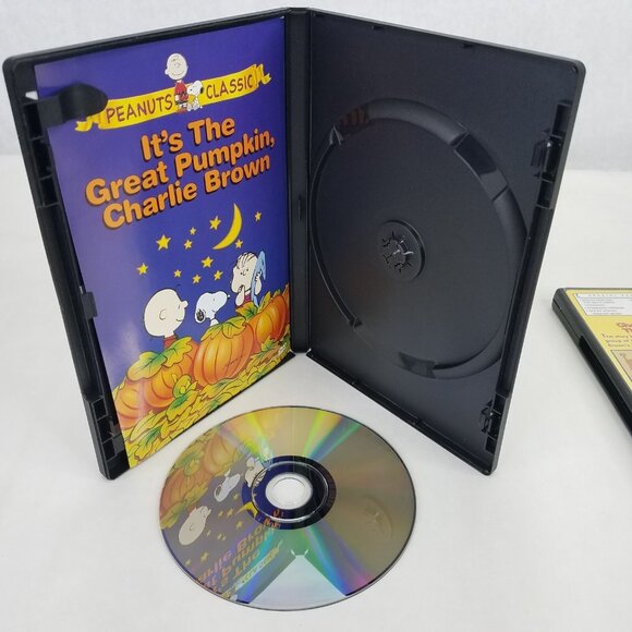 Peanuts Classic Holiday 3 DVD Collection- Thanksgiving, Great Pumpkin, Christmas - Picture 11 of 16
